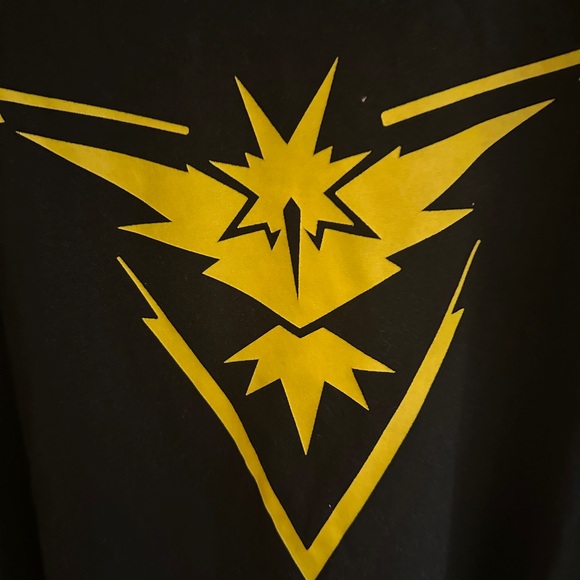 Men’s Pokeman GO Team Instinct Shirt 3 xl black - Picture 3 of 4